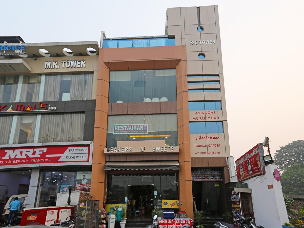Oyo 10360 Hotel Grand Manoranjan Gorakhpur Luaran gambar